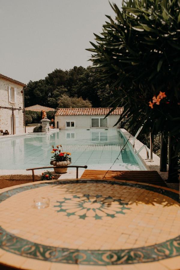 Domaine Amourella Aparthotel Lambesc Luaran gambar