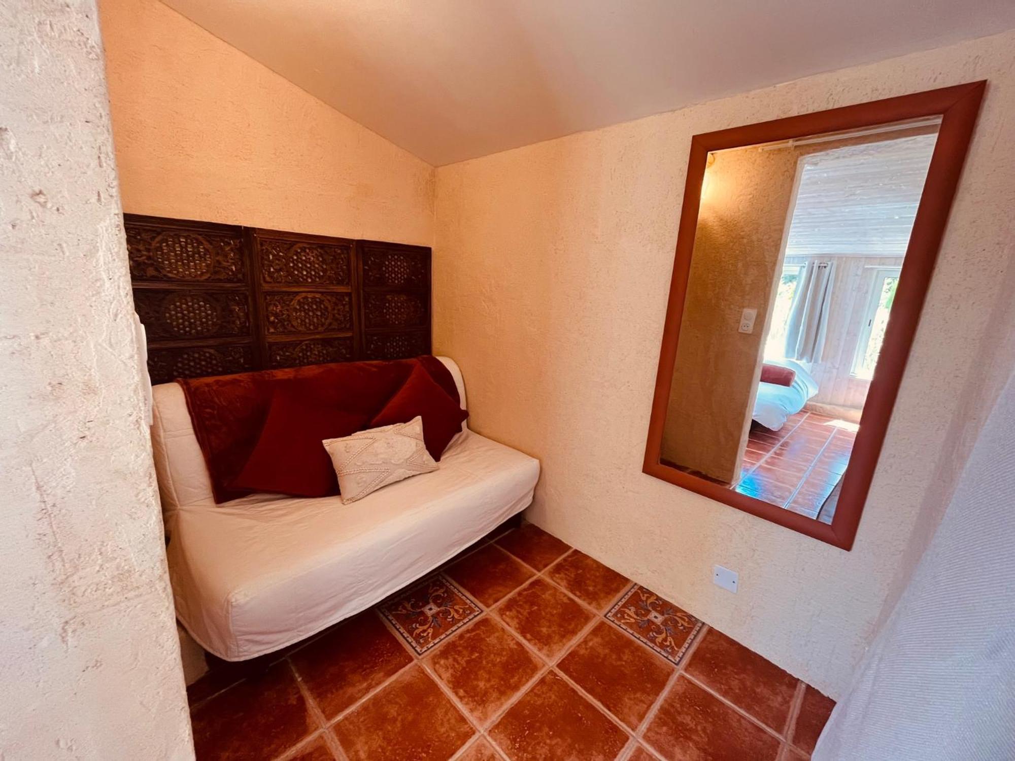 Domaine Amourella Aparthotel Lambesc Bilik gambar